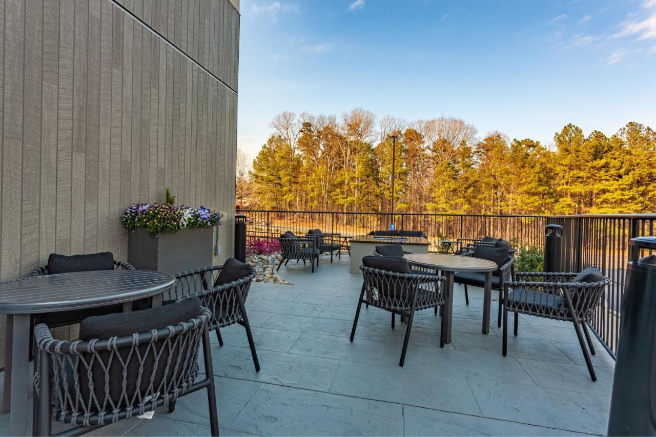 Towneplace Suites By Marriott Raleigh - University Area Ngoại thất bức ảnh