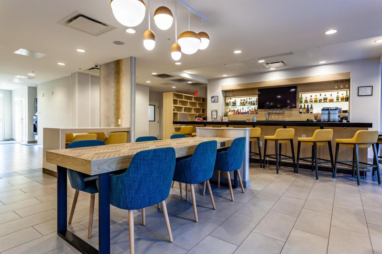 Towneplace Suites By Marriott Raleigh - University Area Ngoại thất bức ảnh